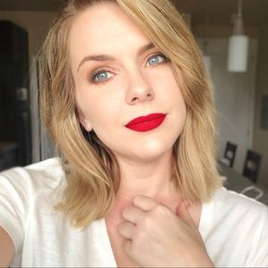 Meet your Posher, Jenna